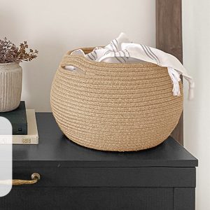Indoor Simple And Cute Jar Shaped Storage Basket