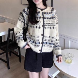 Autumn And Winter Women's Contrast Color Loose Fairisland Knitted Cardigan