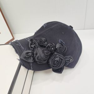 Female 3D Crystal Rose Light Luxury Fashion Duck Tongue Hat