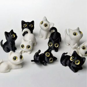 Toy Desktop Crafts Garage Kits Ornaments