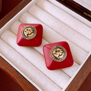 Silver Needle Diamond-shaped Faux Leather Portrait Earrings