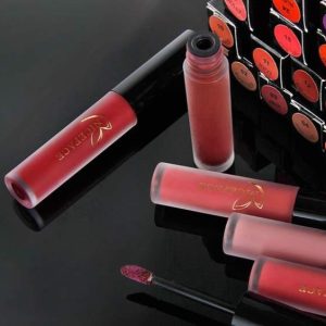 Matte Finish Non-fading Longlasting Lip Gloss Non-nourishing Lipstick