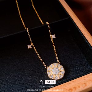 Round Pendant Necklace Fashion High-grade Clavicle Chain Fine All-match Jewelry