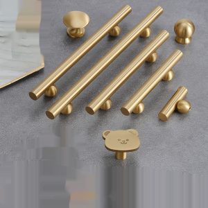Pure Brass Solid Surface-mounted Single Long Hole Children's Cartoon Furniture Hardware Clothes And Shoes Kitchen Chest Of Drawer Door Handle