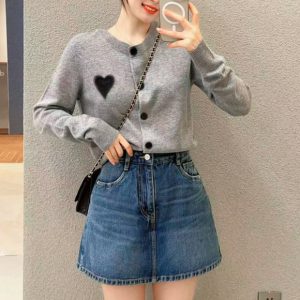 French Style Temperament Gray Embroidery Love Knitwear For Women