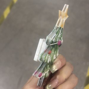 10cm Iron Wire Acrylic Pendant