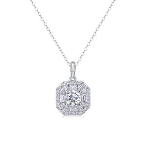 Small Square Bag - A Fashionable And Luxurious Diamond Jewelry Piece Set With 1-carat Moissan Diamond S925 Sterling Silver And Platinum-plated Pendant
