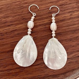 Water Drop White Butterfly Shell Eardrops White Shell Natural Pearl Earrings