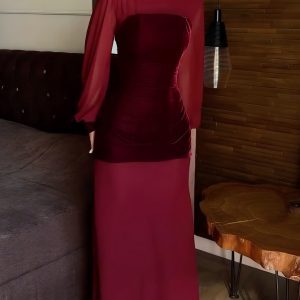 Burgundy Velvet Waist Long-sleeved Maxi Dress