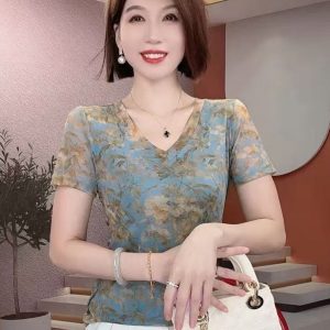 New V-neck Slimming Short Sleeve Floral Bottoming Top Temperament Women