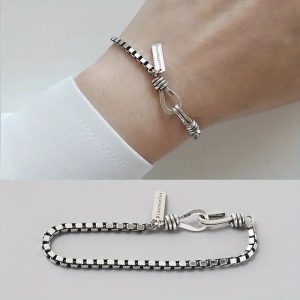 Vintage Box Chain Cross Bracelet, With A Unisex Design, Suitable For Daily Wear And Social Occasions , A Stylish Accessory For All Seasons