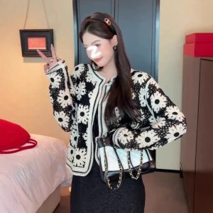 Women's Knitted Embroidered Hollow-out Crocheted Outer Sun-proof Top