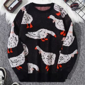 Men's Loose Casual Round Neck Printed Knitted Sweater