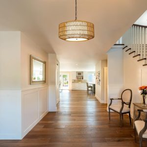 Farmhouse Chandelier Light Fixture,4-Light Rattan Boho Chandeliers For Dining Room With Fabric Shade