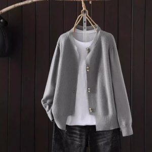 Women's Knitted Cardigan Classic Style Autumn New Loose Slimming And All-matching Soft Glutinous