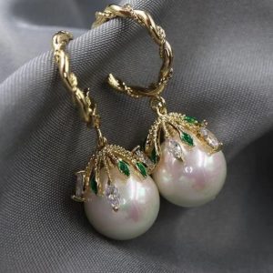 Tulip Pearl Pendant Female Light Luxury Minority High-grade Earrings