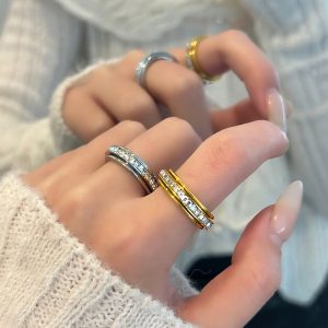 Titanium Steel Rotatable Ring Female Starry Sky Does Not Fade