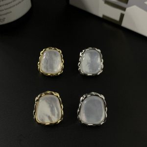 Simple Geometric Natural Shell Earrings