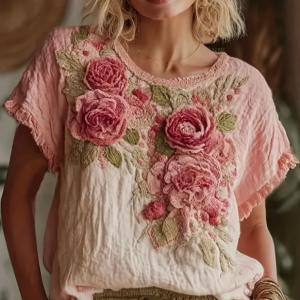 Women's Bohemian Style Floral Embroidered Round Neck T-shirt