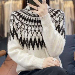 Half Turtleneck Seven-pin Thickened Sweater