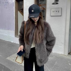 Fashionable New Elegant Furry Women's Coat