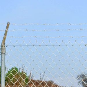 Barbed wire, 500 m rolled up