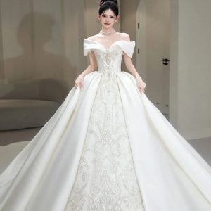 Women's Off-shoulder Satin Maternity Dress