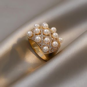 Copper Zircon Pearl Niche Design Ring Personalized And Exaggerated