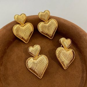 Double Heart Integrated Luxurious And Elegant Earring