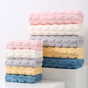 Thickened And Oversized Towel For Face Wash Coral Velvet