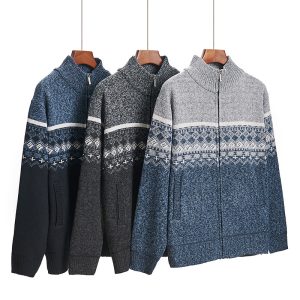 Velvet Thickening Sweater Men's Stand Collar Assorted Colors Retro Jacquard Knitted Cardigan