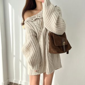 Retro Simple Round Neck Side Buckle Off-the-shoulder Design Dress