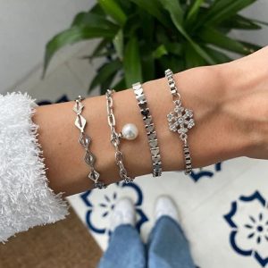 Snowflake Layered Bracelet Set Adjustable Four Piece Stackable Elegant Winter Style Fashion Jewelry Gift For Her