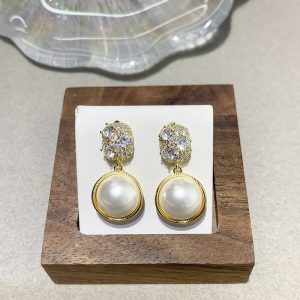 French Retro Pearl Zircon Earrings