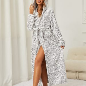 RONGTAI Womens Plush Fleece Hooded Bathrobe, Thick Nightgown Long Robe Sleepwear With Two Side Pockets And Belt