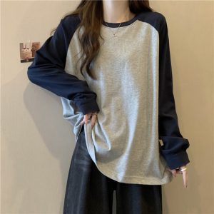 Loose Long Sleeve Women's Color-blocked Raglan Round Neck