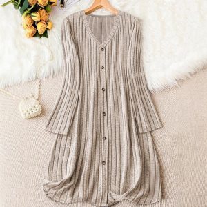 Solid-color V-neck Long-sleeve Versatile Dress