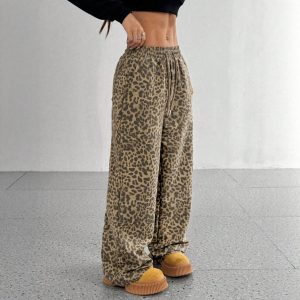 Fashionable And Versatile Leopard-Print Loose Casual Trousers