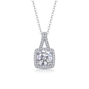 Small Square Diamond - Set With Top-quality Moissanite, Fashionable And Light Luxury Jewelry, Silver Pendant Necklace S925, Silver-plated Platinum