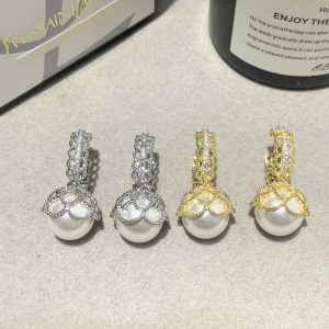 Lace Pearl-inlaid Zircon Elegant Earrings