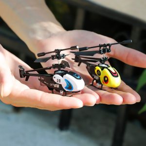 Mini Helicopter 35 Channel Crash-Resistant Remote Control  Pocket Fingertip Flyer Model Kids Toy Plane