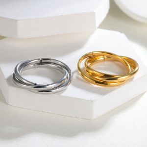 Tri-Link Creative Ring In Titanium Steel For Women