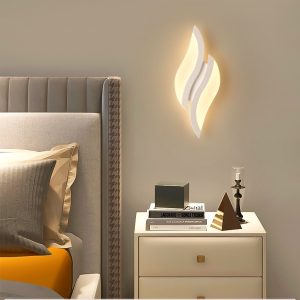 New Modern Minimalist Wall Lamp