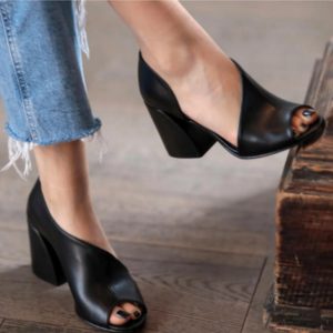 Womens Plus-Size Chunky-Heel Casual Peep-Toe Sandals